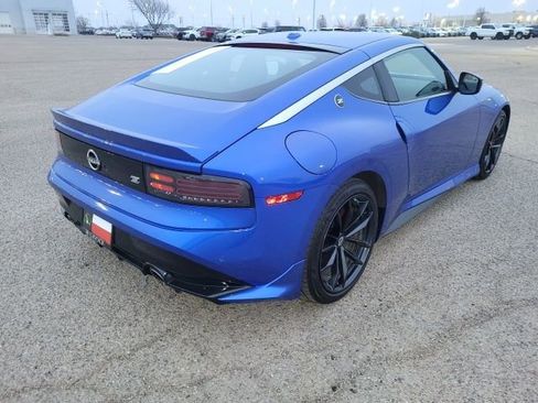 Certified 2025 Nissan Z Performance w/ Floor Mat Package image 6