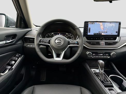 New 2025 Nissan Altima 2.5 SL image 24