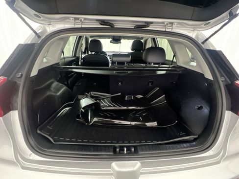 Used 2019 Kia Niro EX Premium w/ Sunroof Package image 26