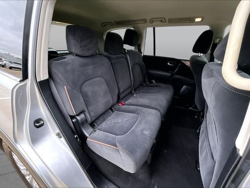 Used 2019 Nissan Armada SV w/ Driver Package AWD/4WD image 18