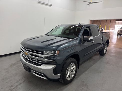 Used 2019 Chevrolet Silverado 1500 LTZ w/ LTZ Plus Package image 22