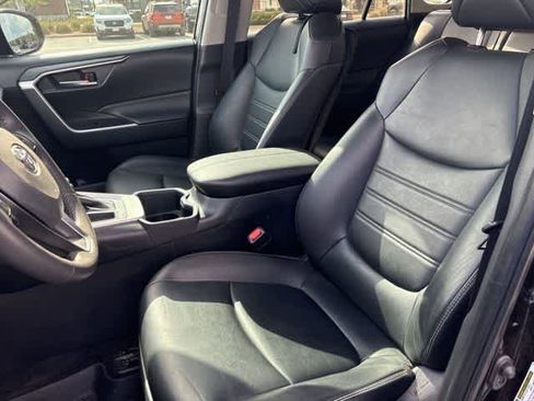 Used 2024 Toyota RAV4 XLE Premium image 11
