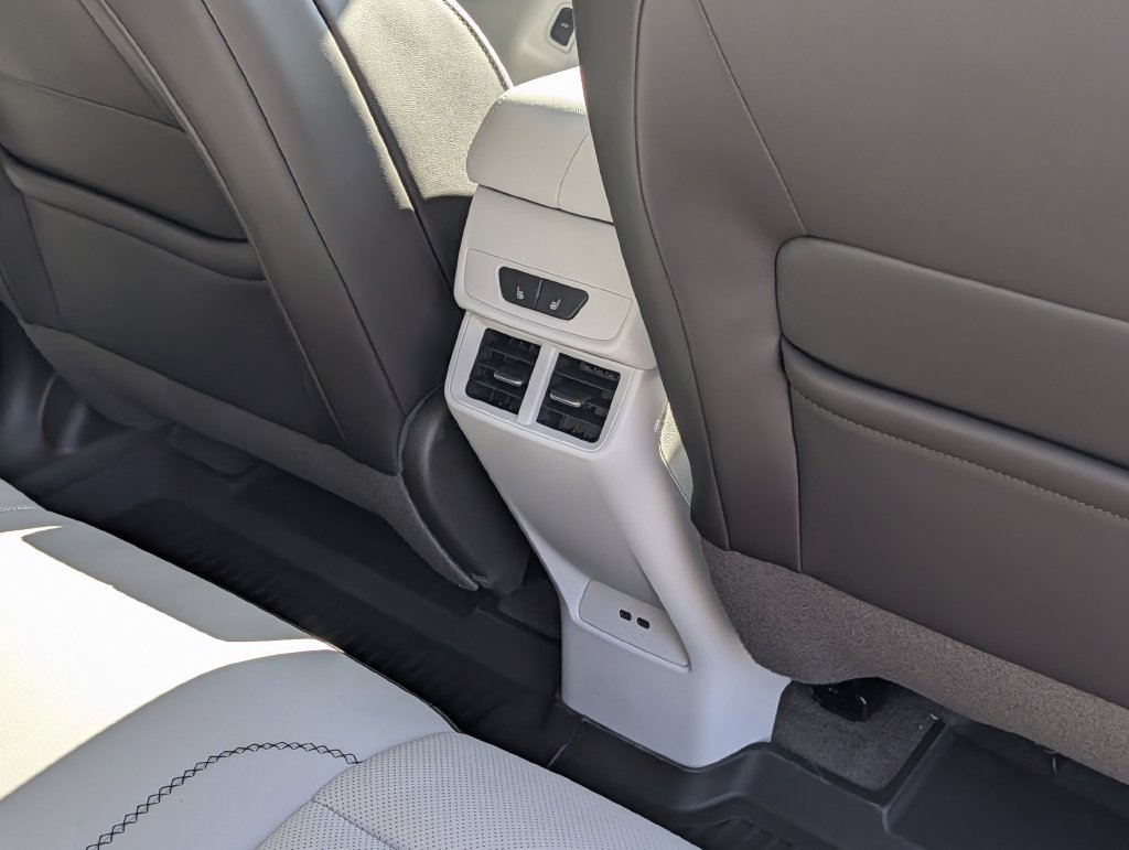 New 2027 GMC Terrain Denali w/ LPO, Floor Liner Package AWD/4WD image 29