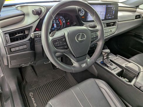 Used 2022 Lexus ES 350 F Sport w/ Accessory Package 2 FWD image 11