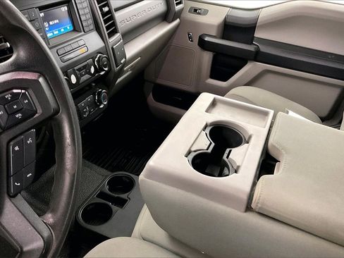 Used 2019 Ford F350 XL w/ Power Equipment Group image 17