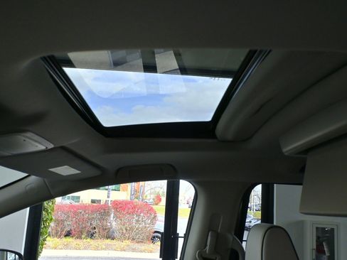 Used 2025 Honda Odyssey Elite image 13