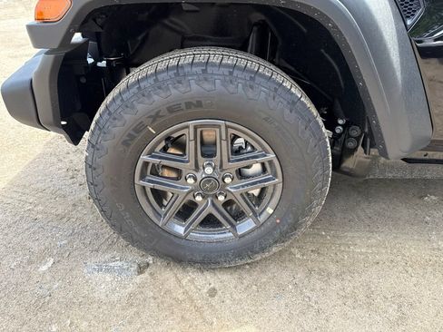 New 2026 Jeep Wrangler Unlimited Sport AWD/4WD image 9