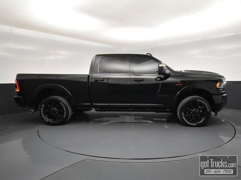 Used 2024 RAM 2500 Limited image 49