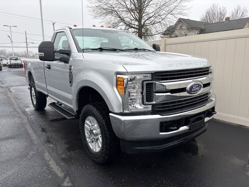 Used 2017 Ford F250 XL w/ STX Appearance Package image 2