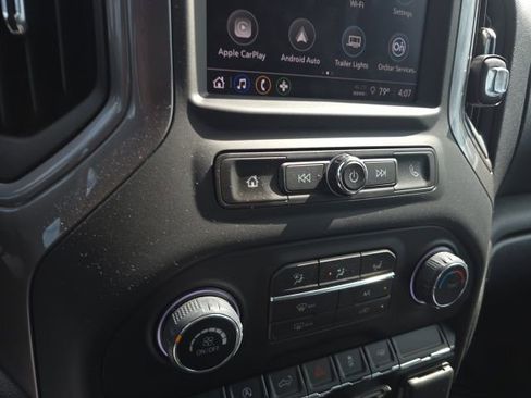 Used 2022 Chevrolet Silverado 1500 Custom image 14