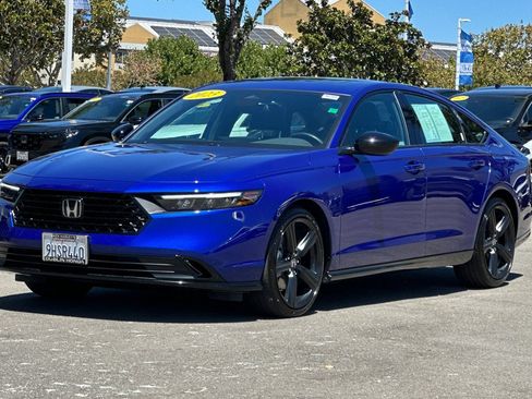Used 2023 Honda Accord Sport image 8