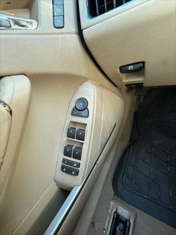 Used 2009 Cadillac CTS 3.6 w/ Wood Trim Package RWD image 7
