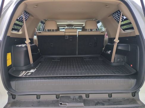 Used 2024 Toyota 4Runner Limited RWD image 7