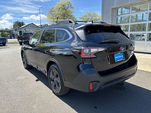 Used 2022 Subaru Outback Onyx Edition XT AWD/4WD image 3
