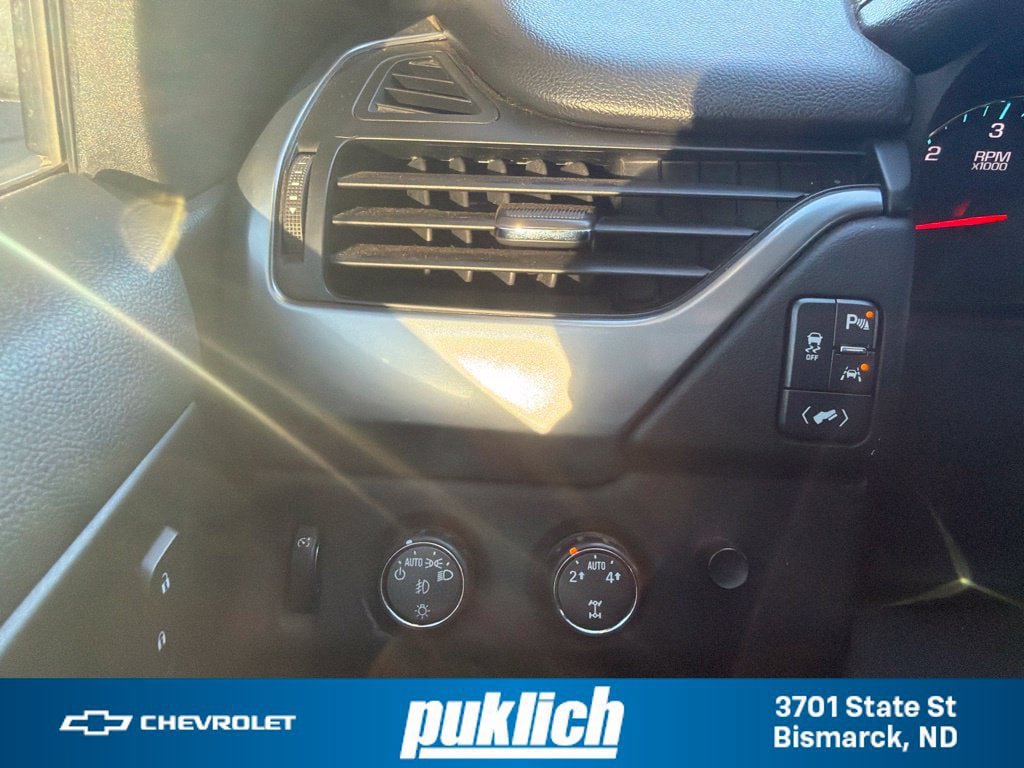 Used 2016 Chevrolet Suburban LTZ AWD/4WD image 10