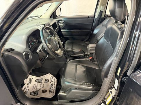 Used 2012 Jeep Patriot Limited w/ Sun/Sound Group AWD/4WD image 23