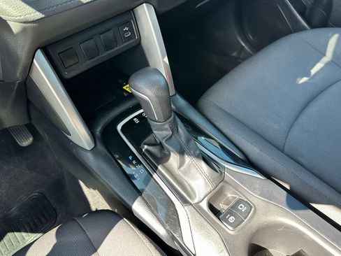 Used 2023 Toyota Corolla Cross LE FWD image 32