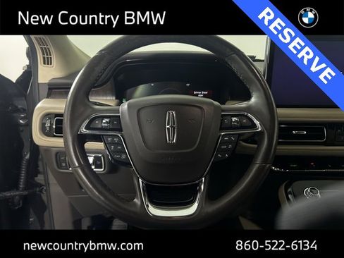 Used 2022 Lincoln Nautilus Reserve image 15