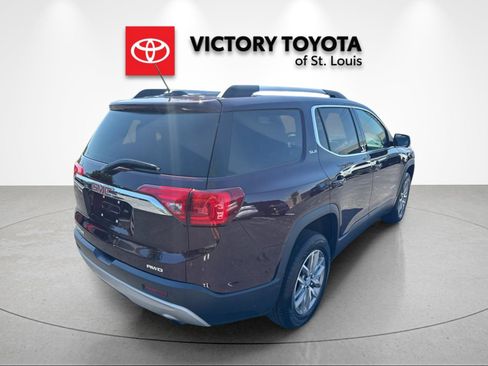 Used 2017 GMC Acadia SLE AWD/4WD image 3