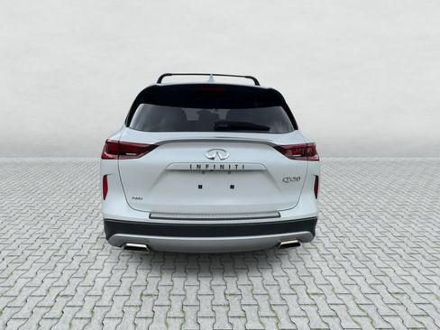 Certified 2025 INFINITI QX50 Luxe w/ Accent Package AWD/4WD image 7