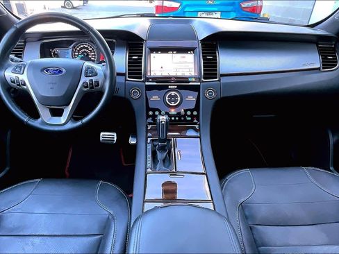 Used 2017 Ford Taurus SHO image 15