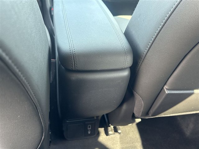 Certified 2024 Buick Encore GX Preferred w/ Comfort Package FWD image 20