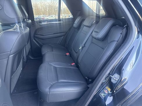 Used 2019 Mercedes-Benz GLE 400 4MATIC image 5