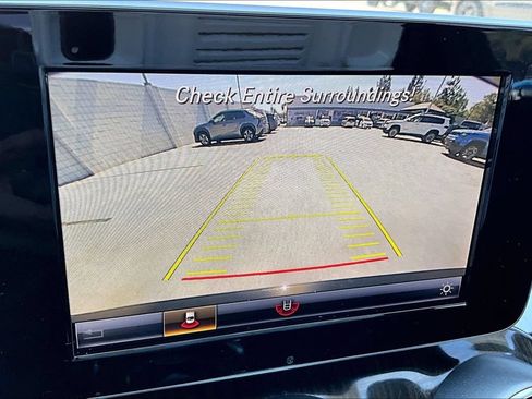 Used 2018 Mercedes-Benz C 300 Sedan image 25