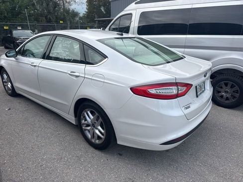 Used 2014 Ford Fusion SE image 7