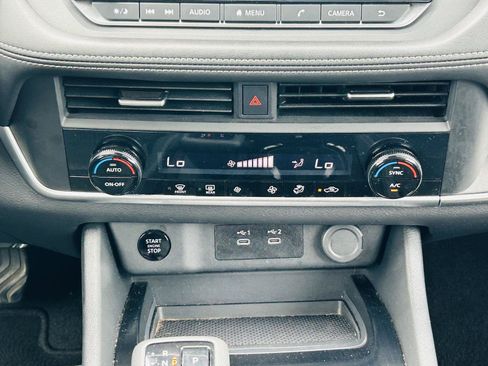 Used 2025 Nissan Rogue SV AWD/4WD image 20