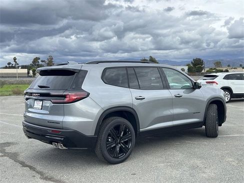 New 2026 GMC Acadia Elevation image 3