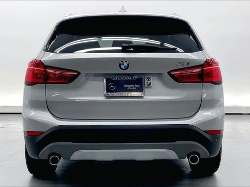Used 2017 BMW X1 sDrive28i FWD image 3