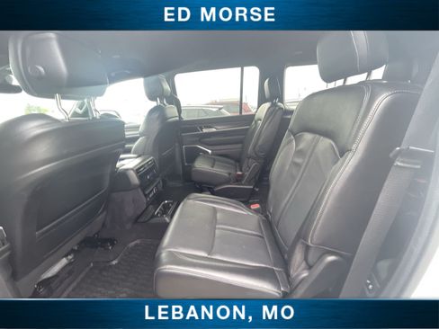 Used 2024 Jeep Wagoneer Series III AWD/4WD image 24