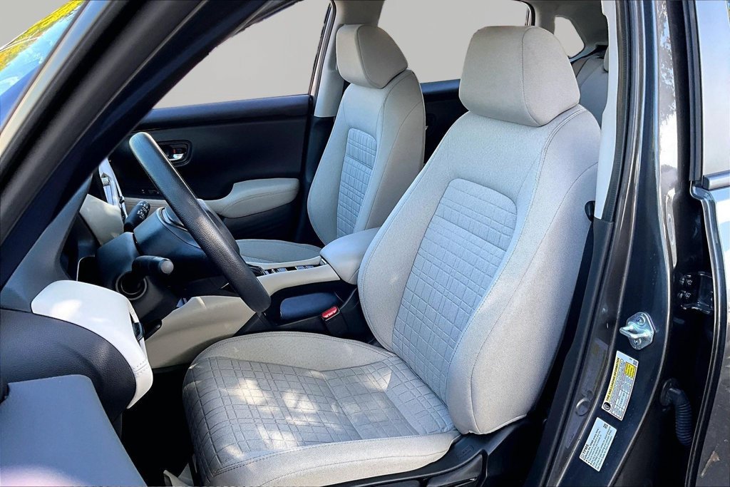 Certified 2026 Honda HR-V LX image 15