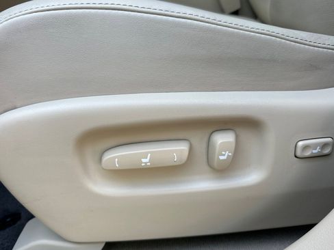 Used 2015 Lexus RX 450h FWD image 14