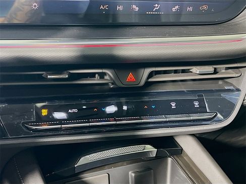 New 2026 Buick Envision Preferred image 14