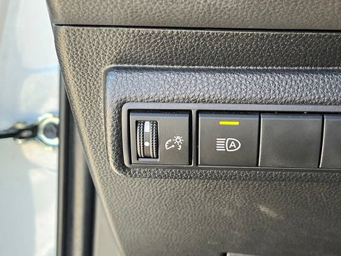 Used 2025 Toyota Corolla LE FWD image 23