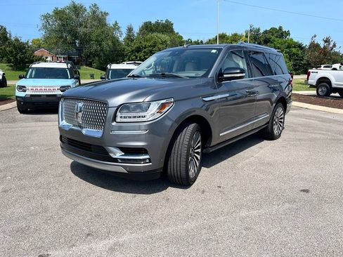 Used 2021 Lincoln Navigator Reserve w/ Luxury Package AWD/4WD image 3
