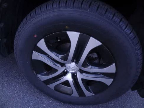 Used 2017 Toyota RAV4 LE FWD image 17