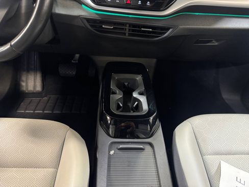 Used 2022 Volkswagen ID.4 Pro S RWD image 20