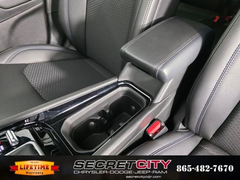 New 2026 Jeep Compass Latitude image 26