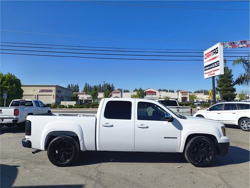 Used 2008 GMC Sierra 1500 SLE w/ California Package RWD image 4