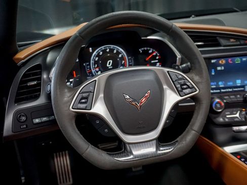 Used 2017 Chevrolet Corvette Z06 RWD image 13