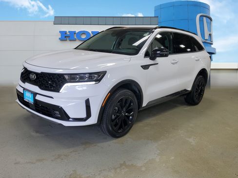 Used 2021 Kia Sorento SX AWD/4WD image 2