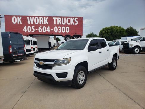 Used 2019 Chevrolet Colorado W/T RWD image 3