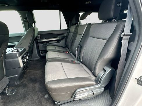 Used 2018 Ford Expedition Max XLT image 24