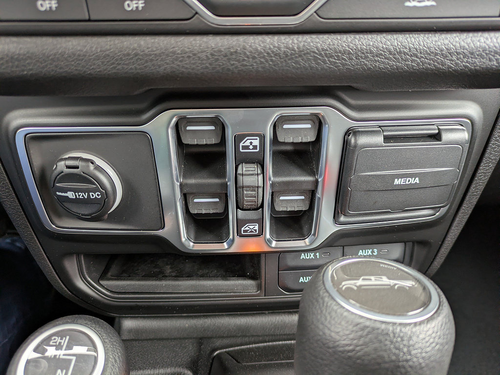 New 2026 Jeep Gladiator Sport AWD/4WD image 22