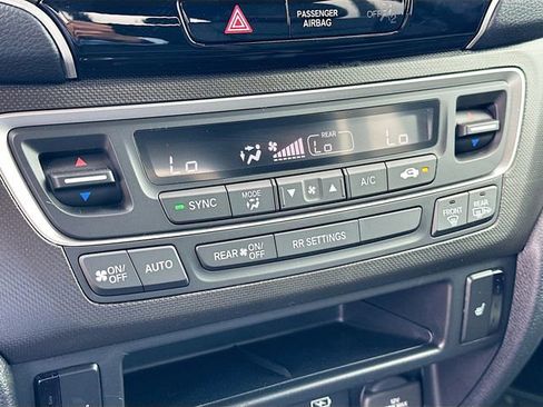 Used 2025 Honda Ridgeline TrailSport image 15