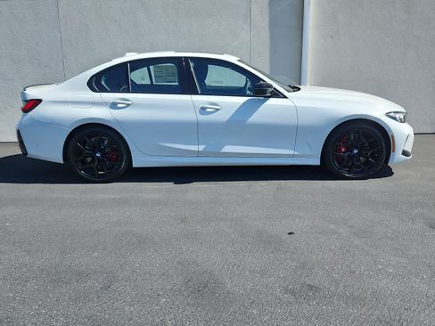 New 2026 BMW 330i Sedan w/ M Sport Package RWD image 3