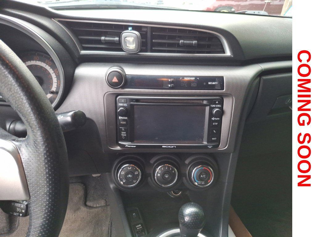 Used 2014 Scion tC FWD image 13
